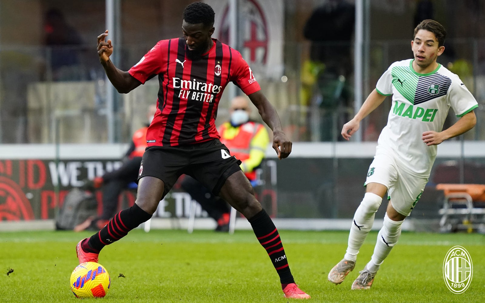 AC Milan vs Sassuolo (00:00 – 31/12) | Xem lại trận đấu