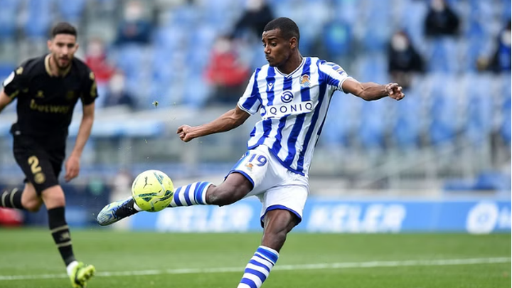 Real Sociedad vs Alaves (01:15 – 03/01) | Xem lại trận đấu