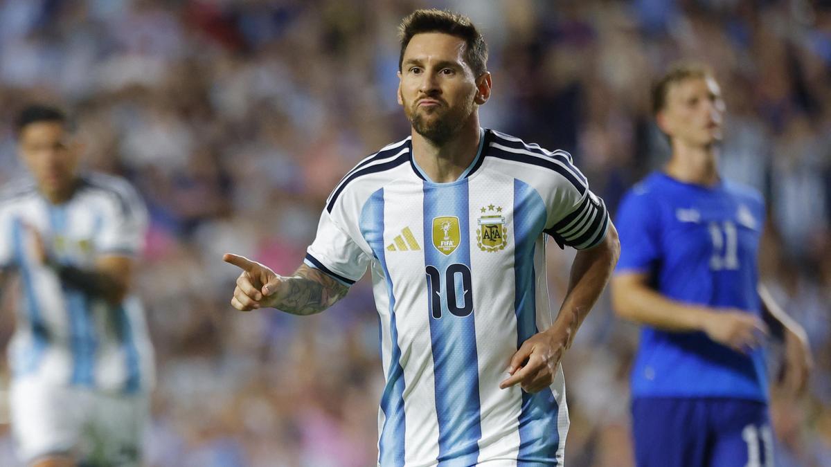 Argentina vs Iceland (08:00 - 10/06)